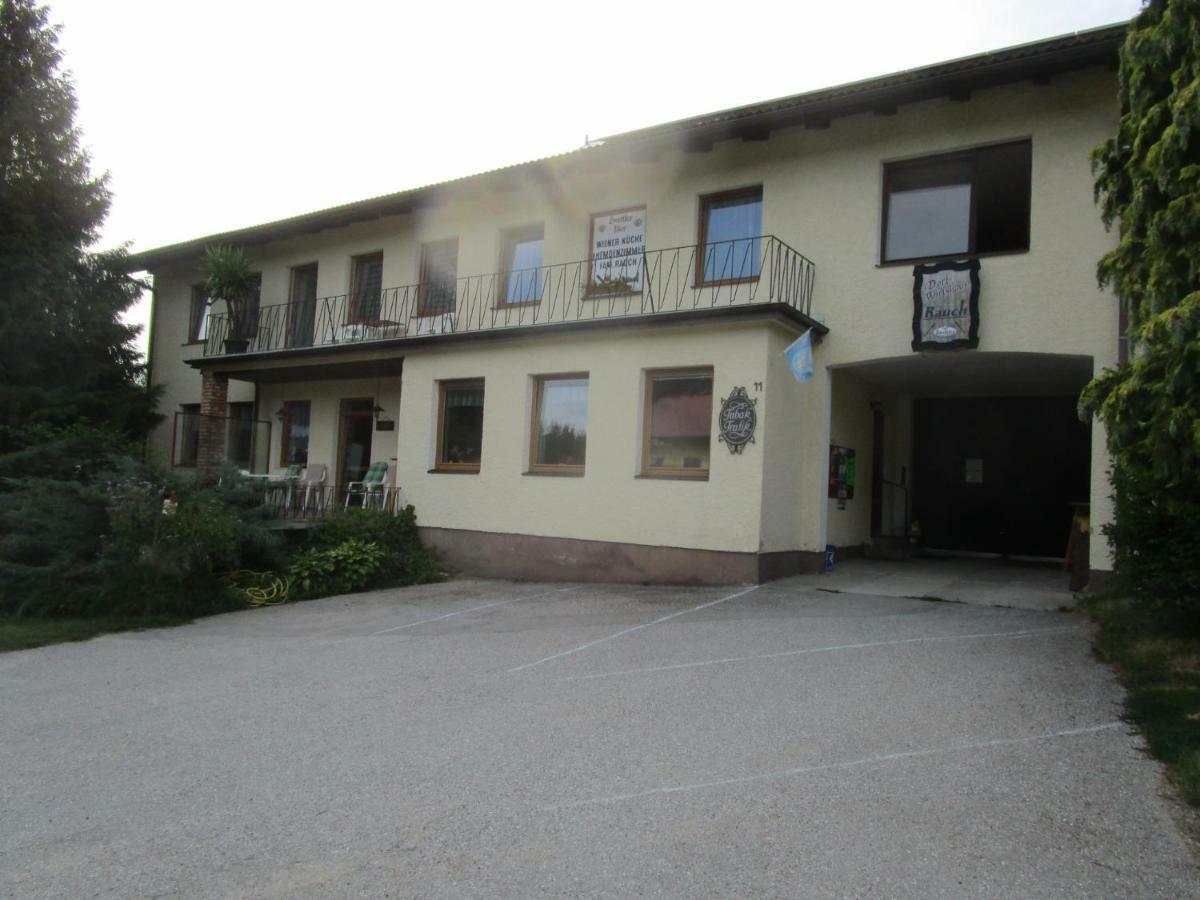 Dorfwirtshaus Rauch Hotel Eschabruck Ngoại thất bức ảnh