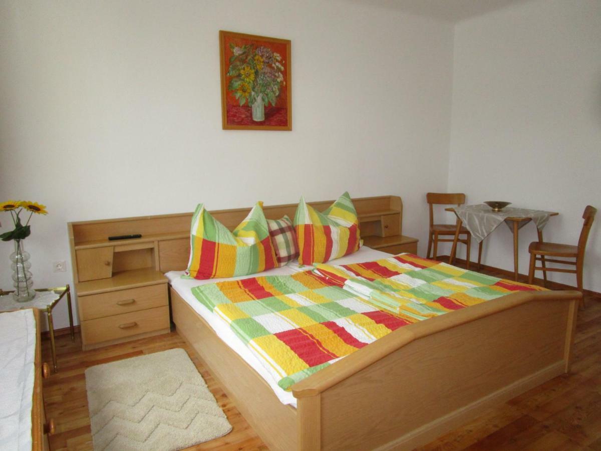 Dorfwirtshaus Rauch Hotel Eschabruck Ngoại thất bức ảnh