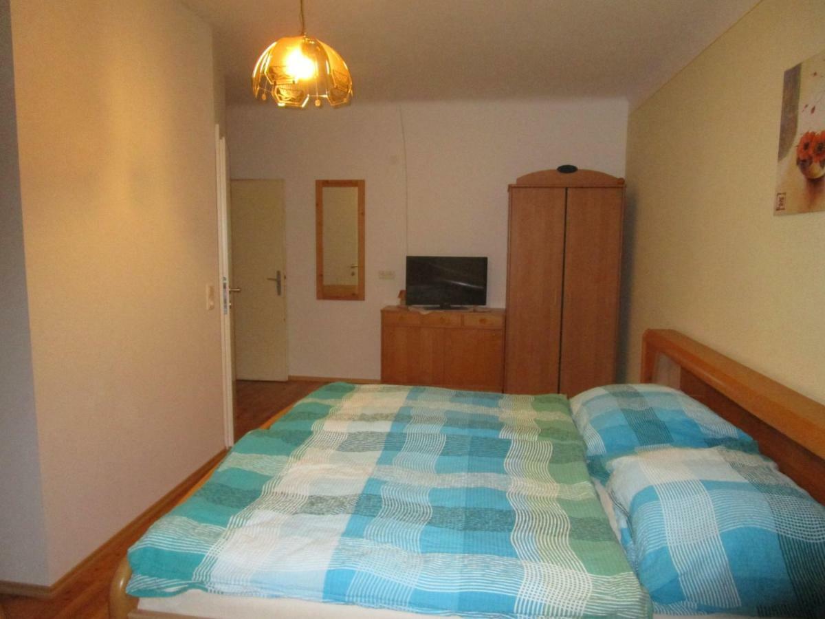 Dorfwirtshaus Rauch Hotel Eschabruck Ngoại thất bức ảnh